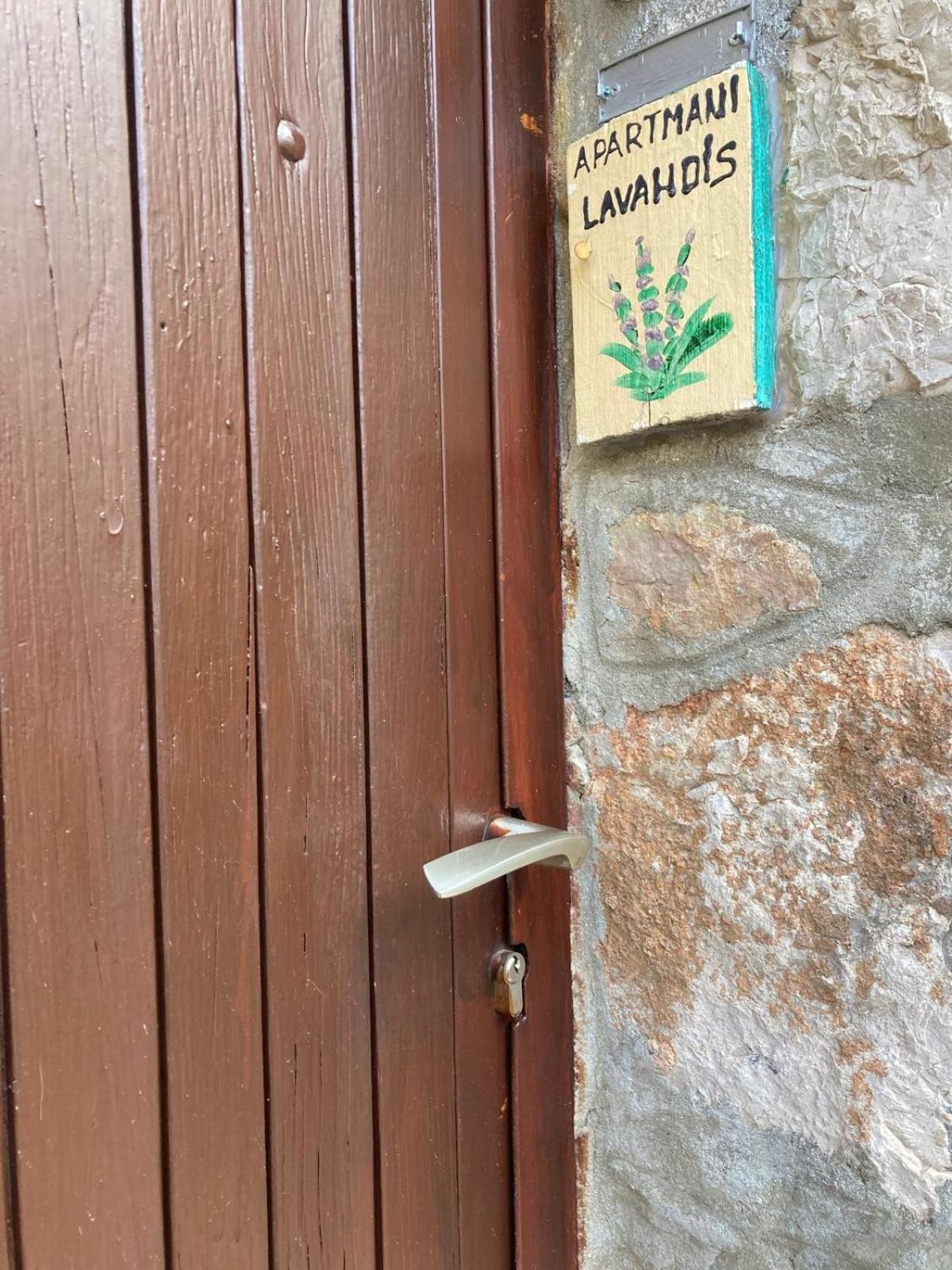 Apartman Lavandis *