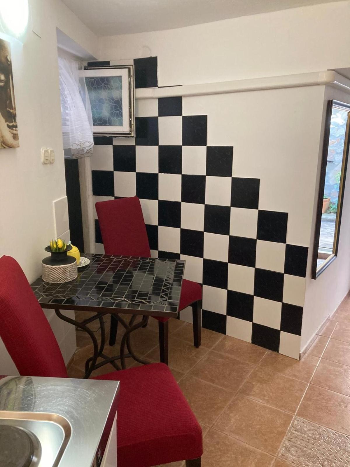 Lavandis Apartman Murter